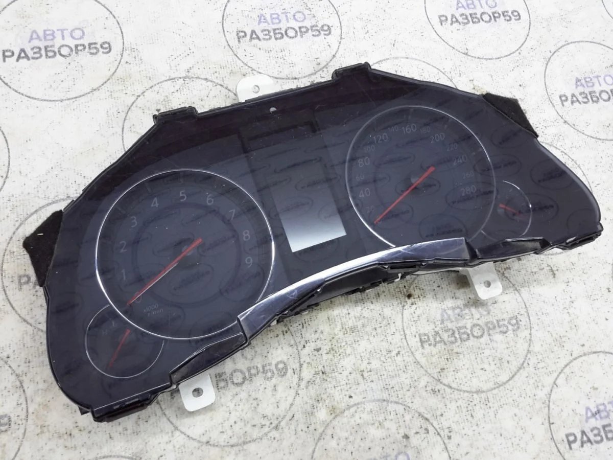 Панель приборов Infiniti QX70 I (2013—2018)