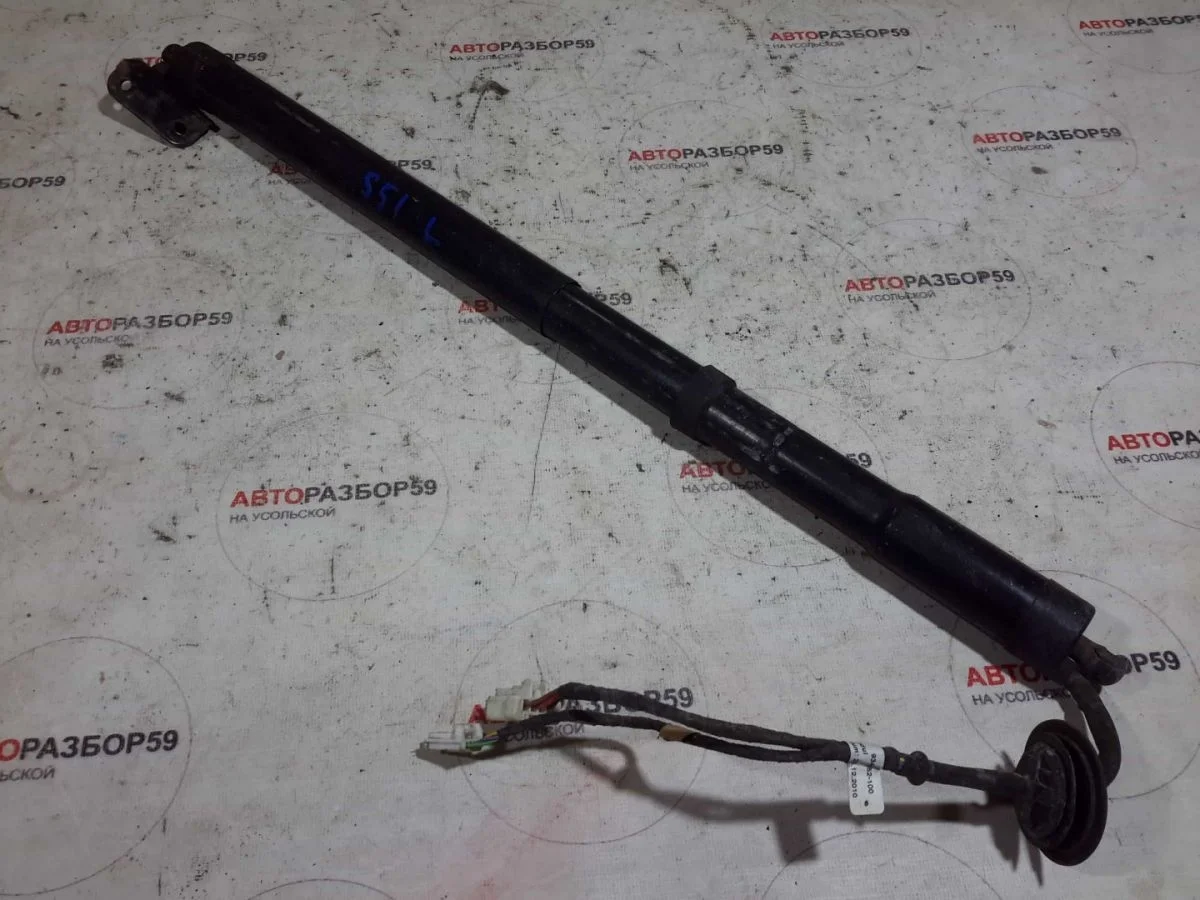 Амортизатор двери багажника Infiniti QX70 I (2013—2018)