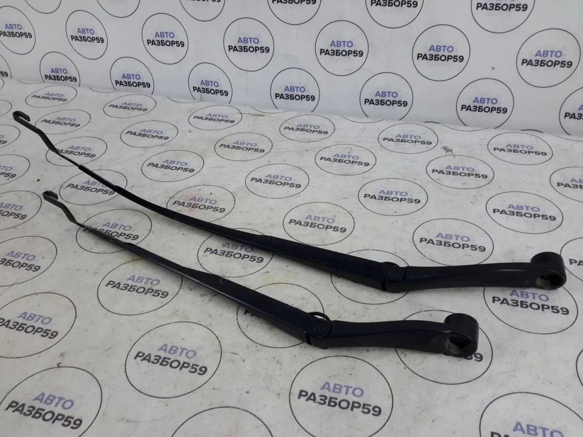 Поводок стеклоочистителя Hyundai Sonata VII рестайлинг (2017—2019)