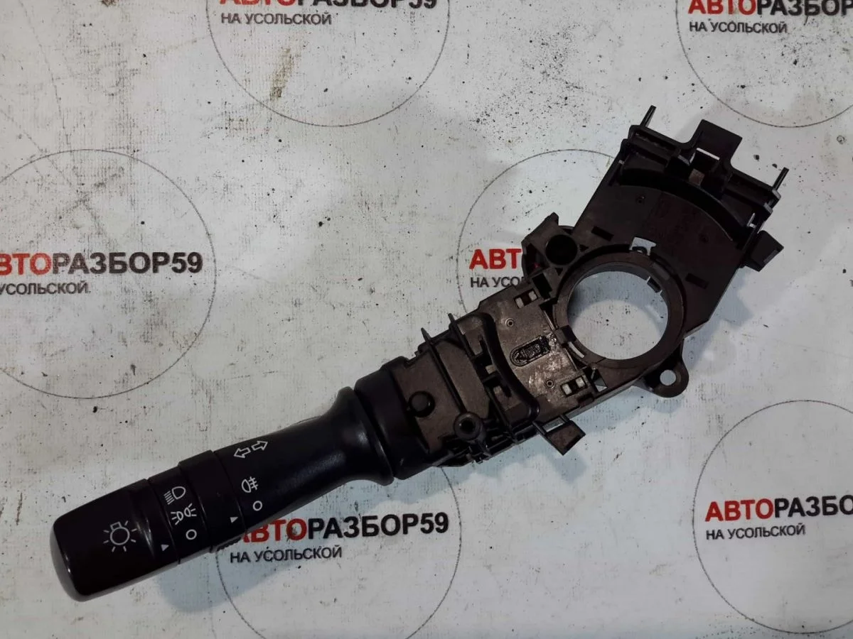 Переключатель поворотников Hyundai Solaris I (2010—2014)