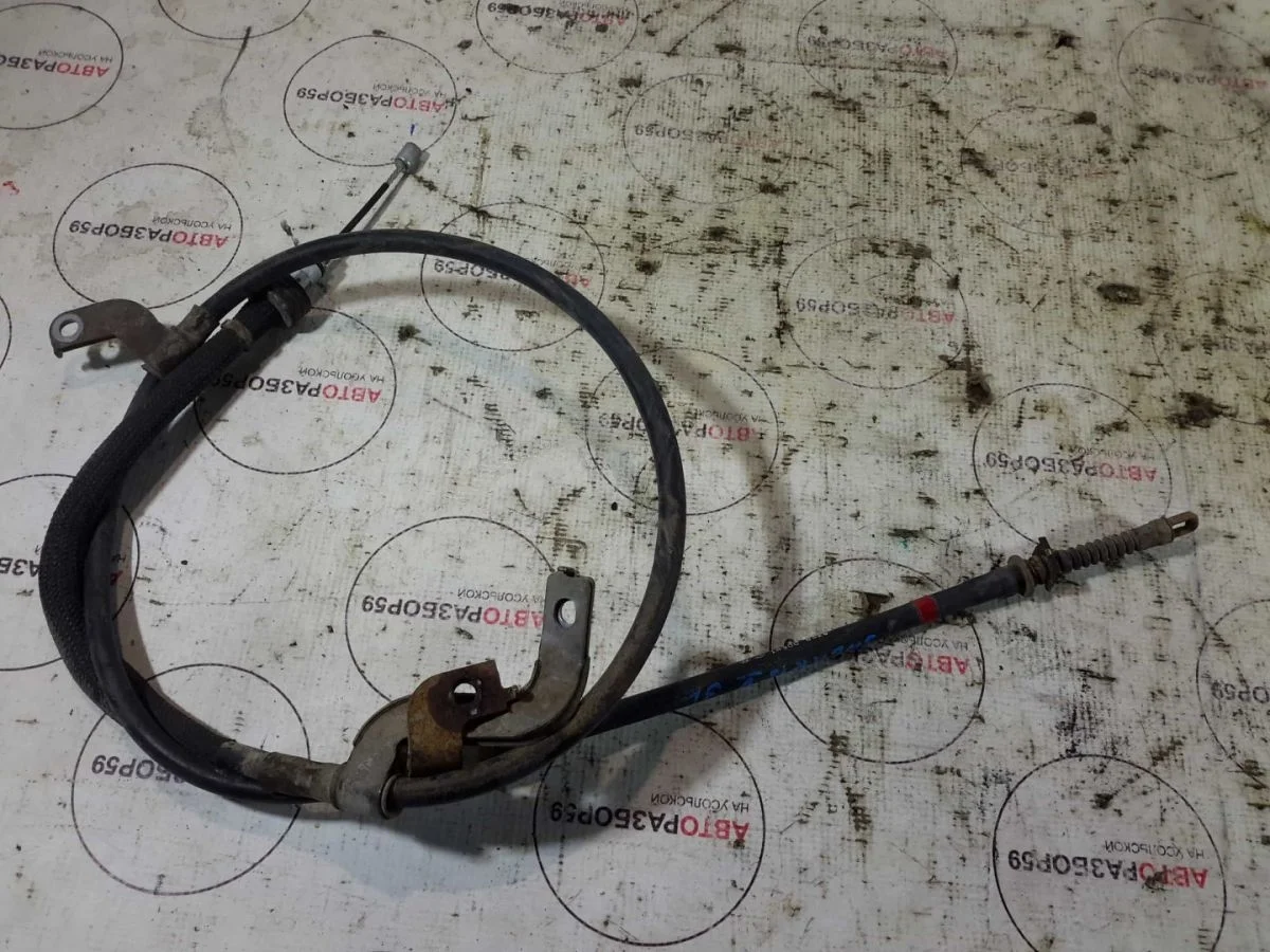 Трос ручника Hyundai Solaris I (2010—2014)