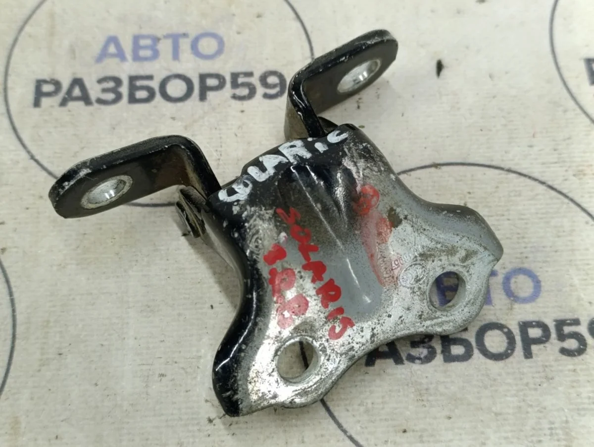 Петля двери Hyundai Solaris I (2010—2014)