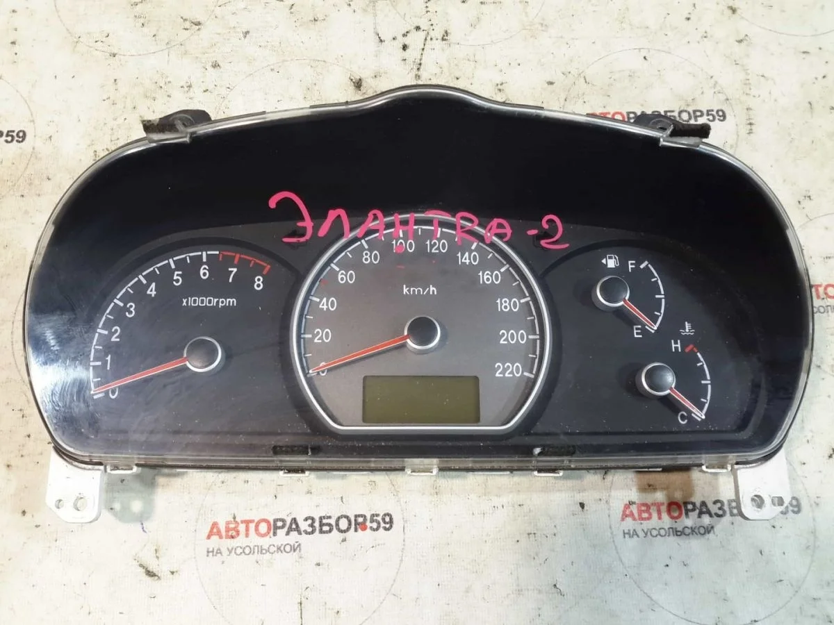 Панель приборов Hyundai Elantra V (2010—2014)