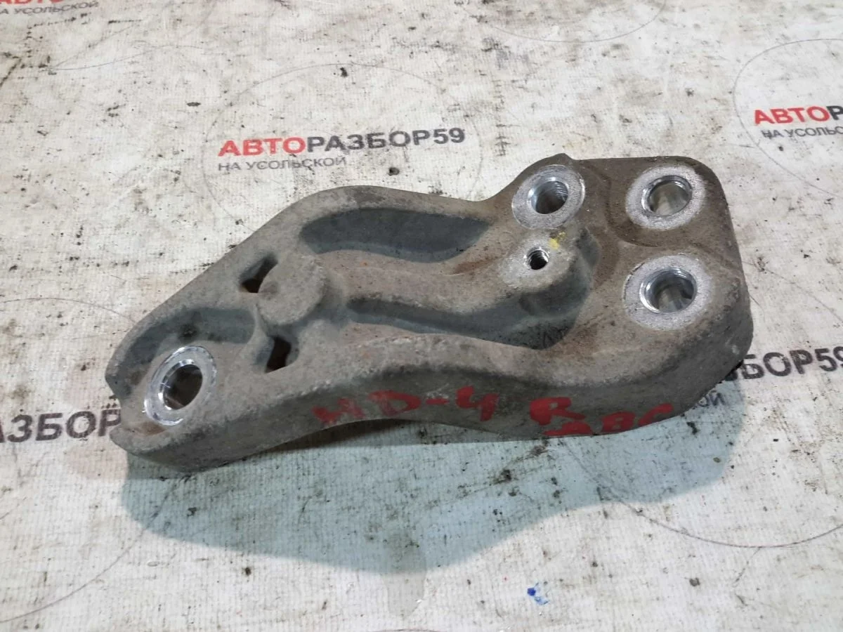 Кронштейн опоры двигателя Hyundai Elantra V (2010—2014)