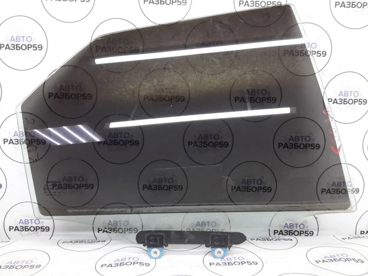 Стекло заднее правое Honda Civic VIII (2005—2009)