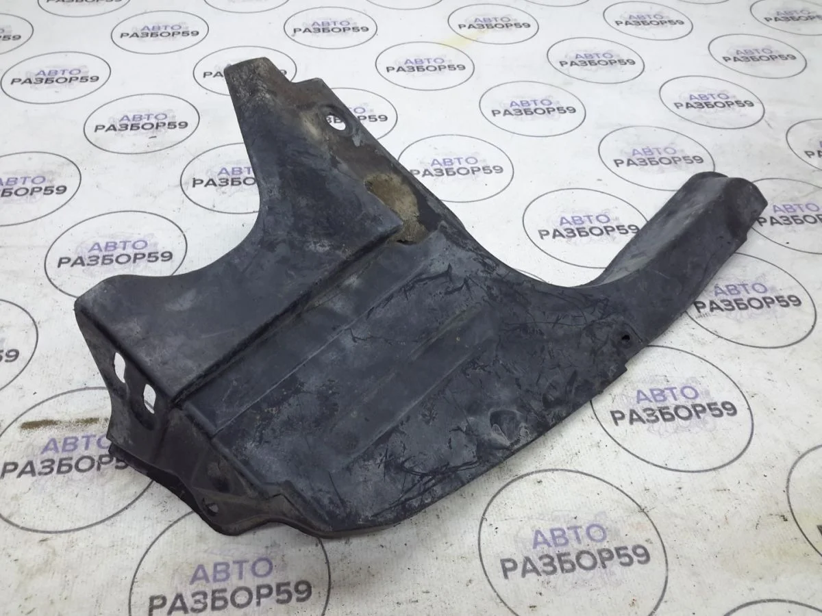 Подкрылок задний левый Honda Civic VIII (2005—2009)
