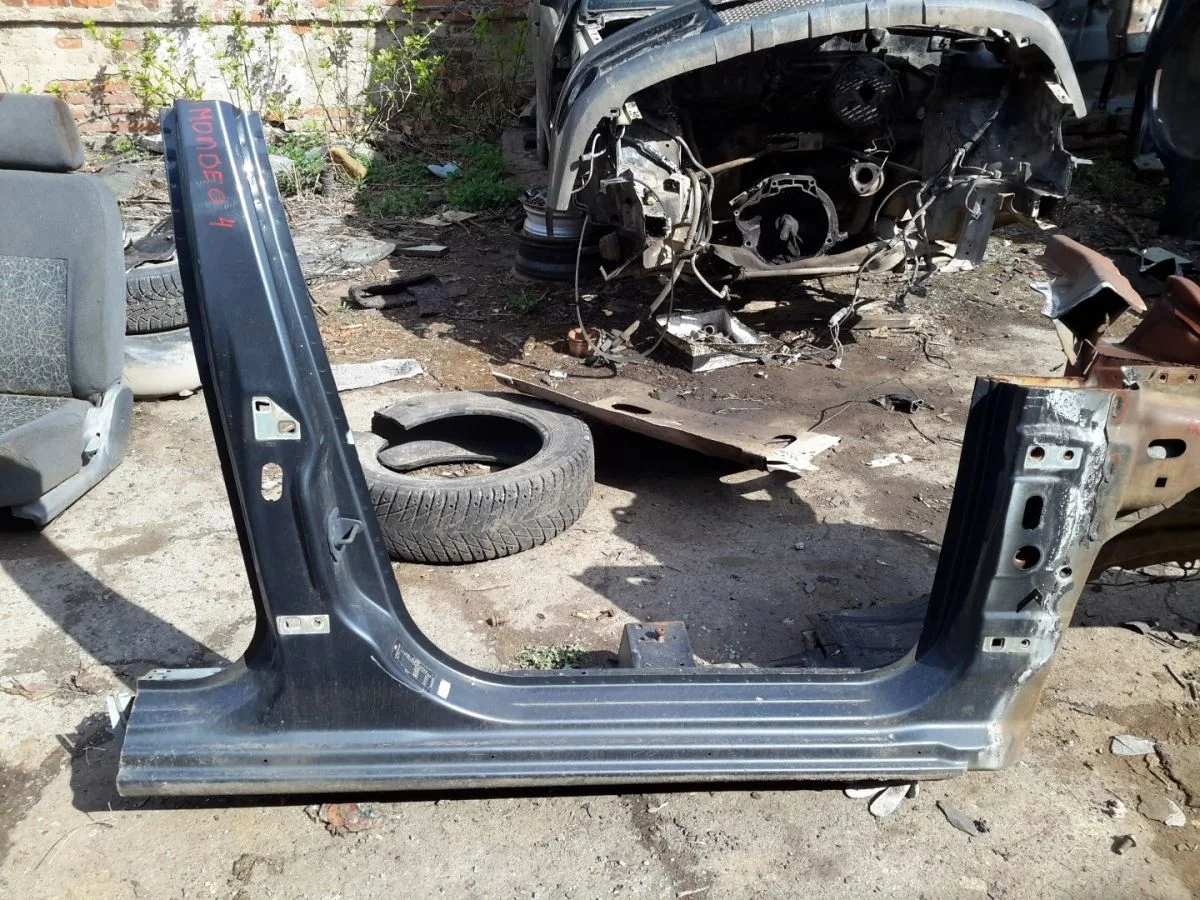 Порог правый Ford Mondeo IV рестайлинг (2010—2014)