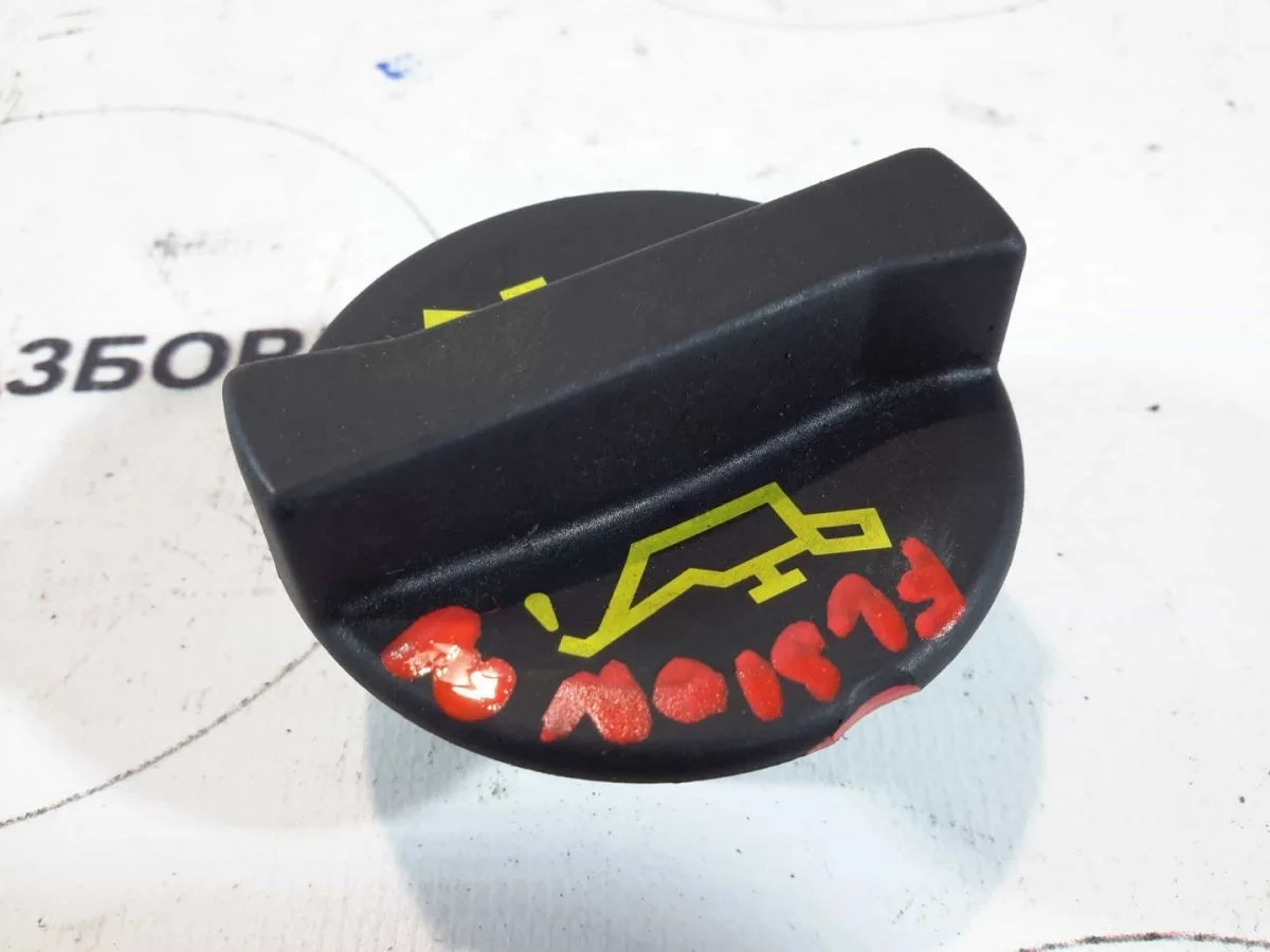 Крышка маслозаливной горловины Ford Fusion I (2002—2005)