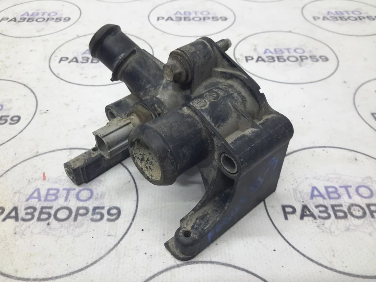 Фланец системы охлаждения Ford Focus III рестайлинг (2014—2019)