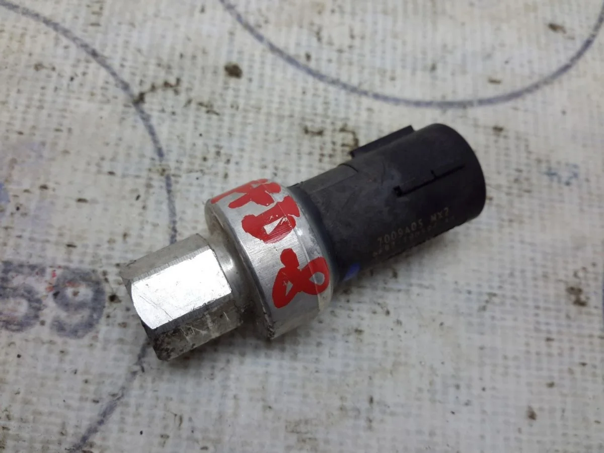 Датчик кондиционера Ford Focus II (2005—2008)