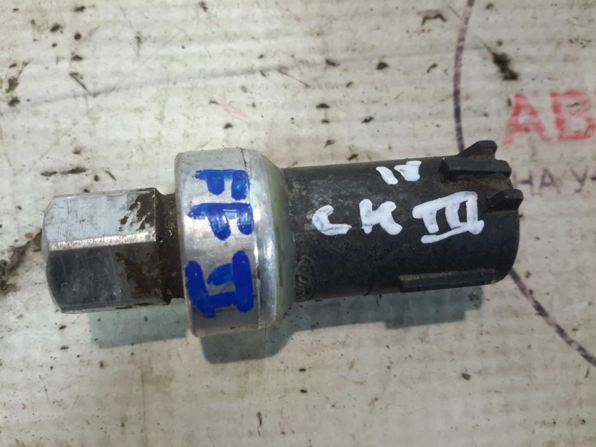 Датчик кондиционера Ford Focus II (2005—2008)