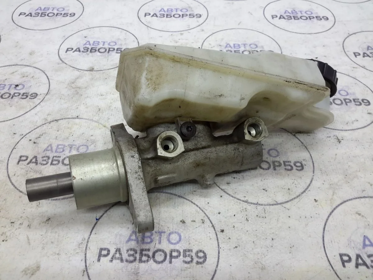 Главный тормозной цилиндр Ford Focus II (2005—2008)