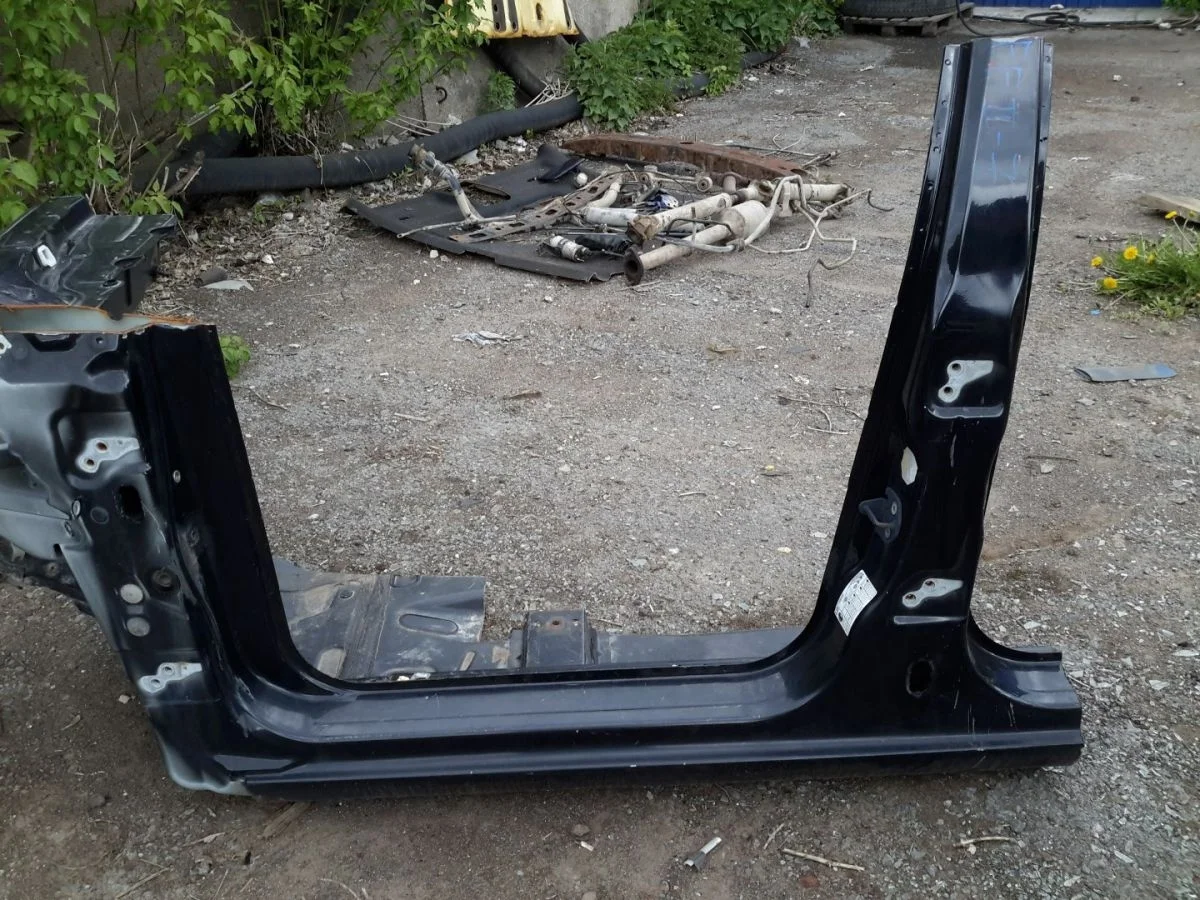 Порог левый Ford Focus II (2005—2008)