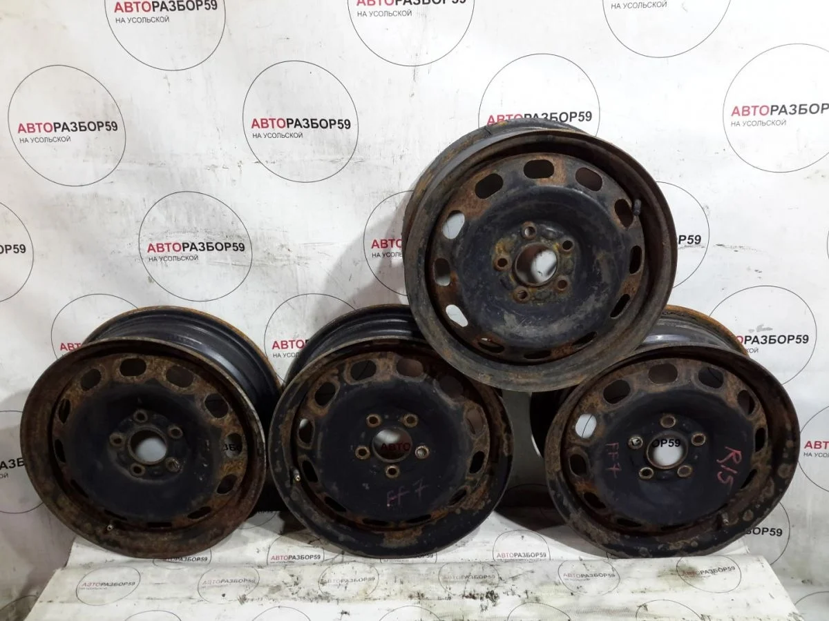 Штампованный диск Ford Focus II (2005—2008)