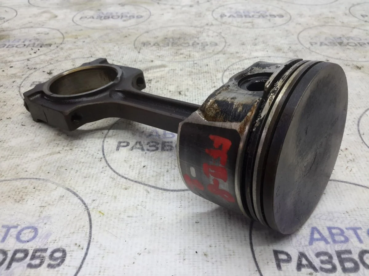 Поршень с шатуном Ford Focus II (2005—2008)