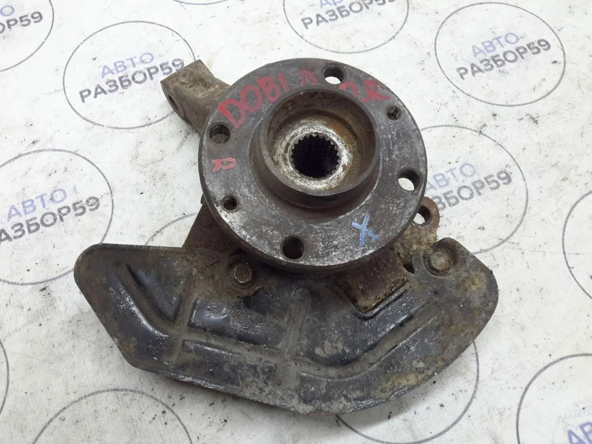 Кулак передний правый FIAT Doblo I рестайлинг (2005—2015)