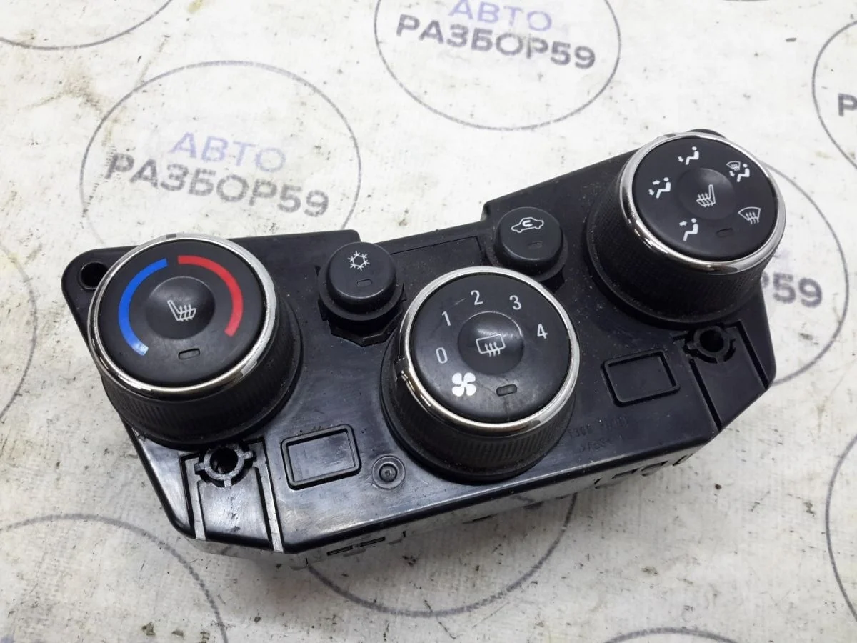 Блок управления отопителем Chevrolet Aveo II (2011—2020)