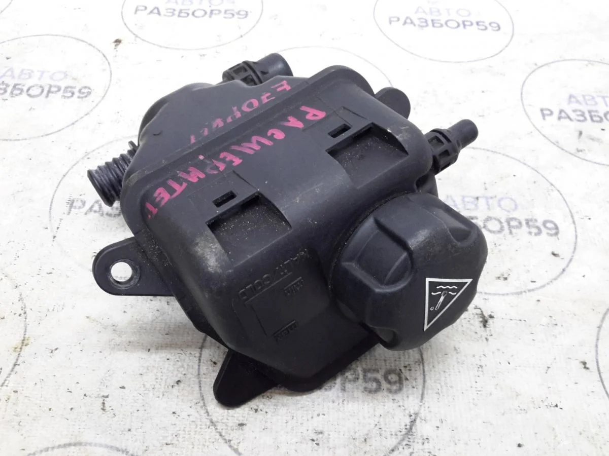 Бачок расширительный BMW X5 E70 (2006—2010)