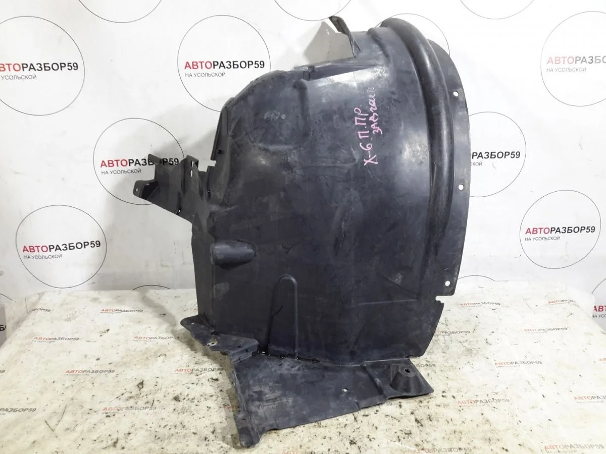 Подкрылок передний правый BMW X5 E70 (2006—2010)