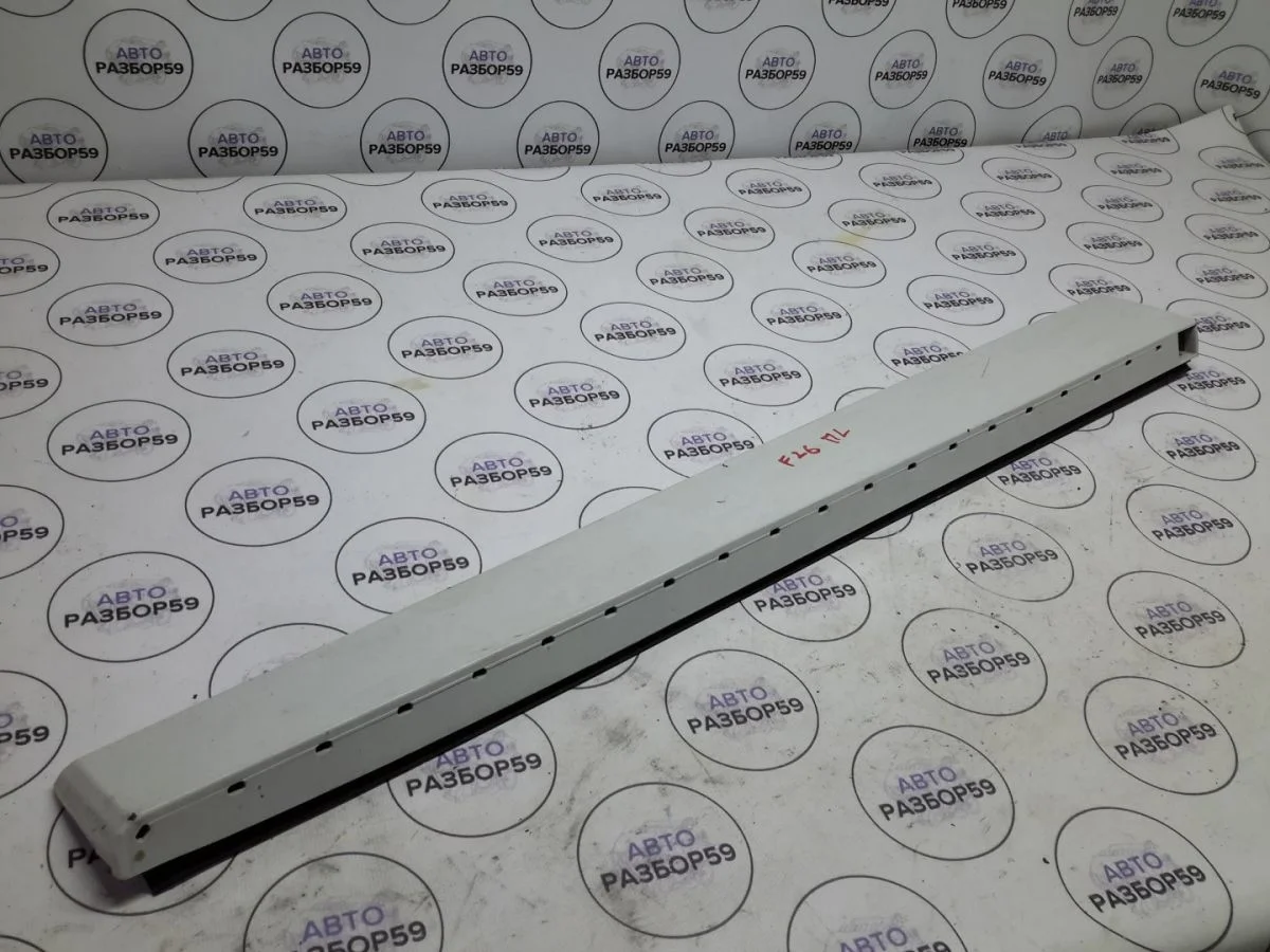 Молдинг двери передней левой BMW X4 F26 (2014—2018)