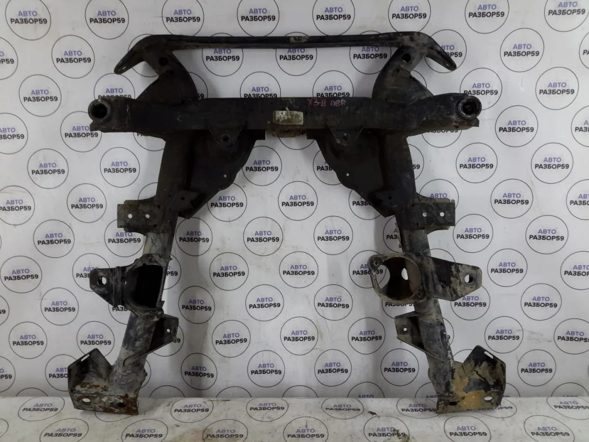 Подрамник передний BMW X3 E83 (2003—2006)