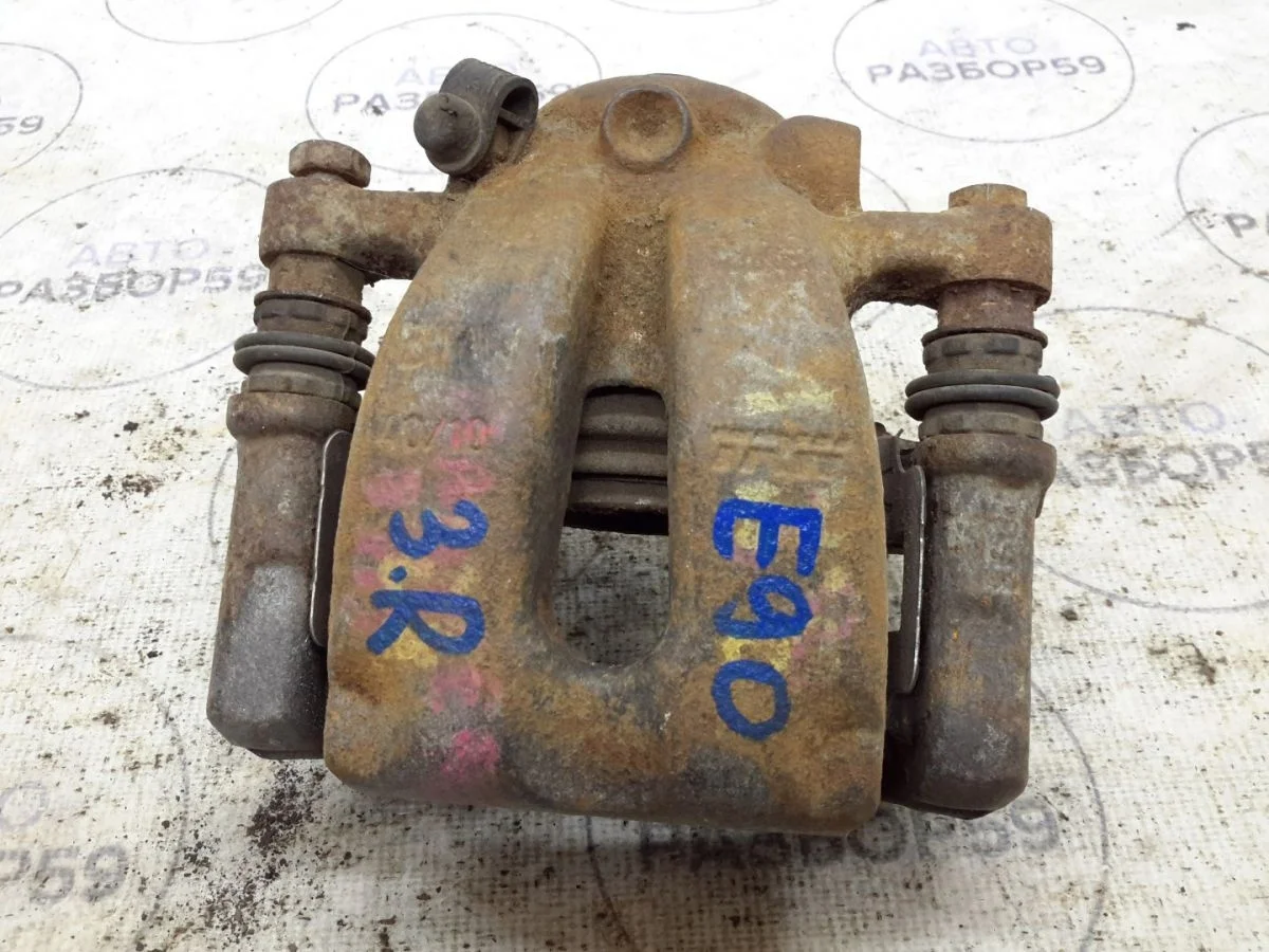 Суппорт задний правый BMW 3 серия E90/E91/E92/E93 (2005—2010)