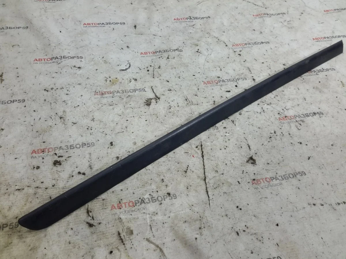 Молдинг двери задней правой BMW 3 серия E46 (1998—2003)