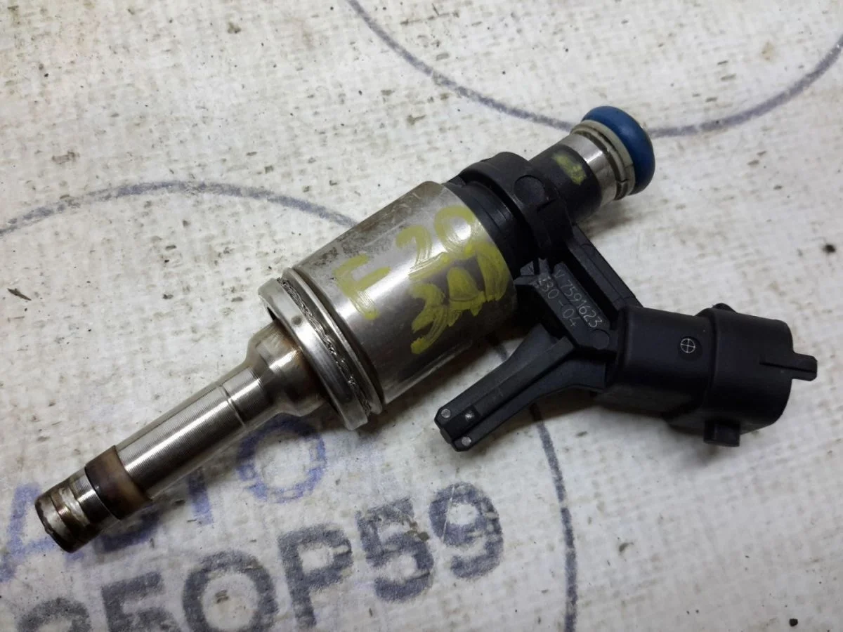 Форсунка топливная BMW 1 серия F20/F21 (2011—2015)