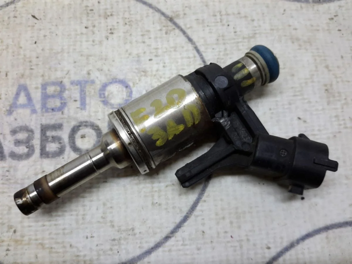 Форсунка топливная BMW 1 серия F20/F21 (2011—2015)