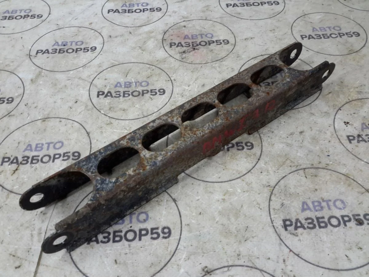 Рычаг задний продольный BMW 1 серия E81/E82/E87/E88 рестайлинг (2007—2011)