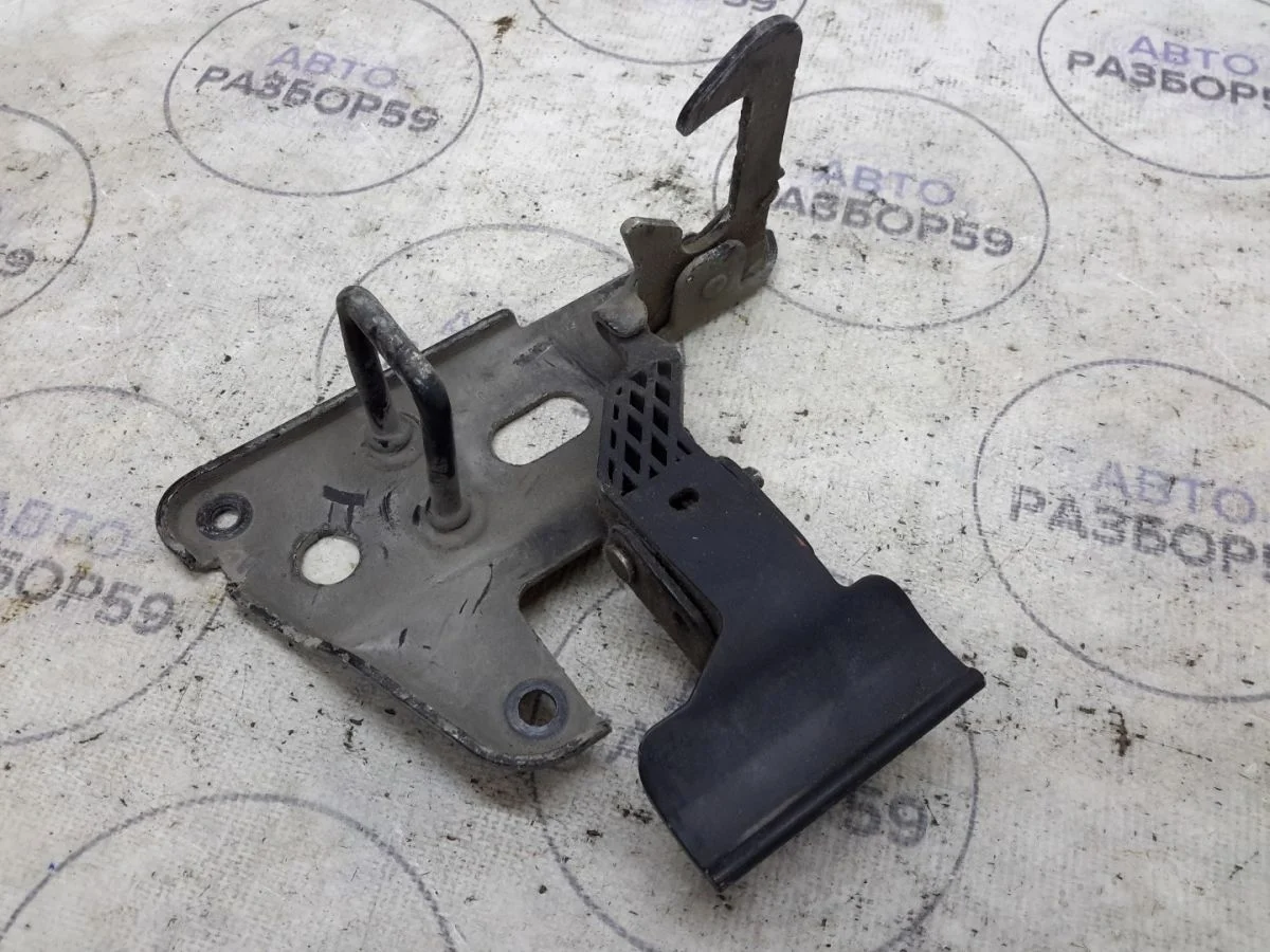 Замок капота Audi A6 Allroad Quattro C6 (2006—2008)