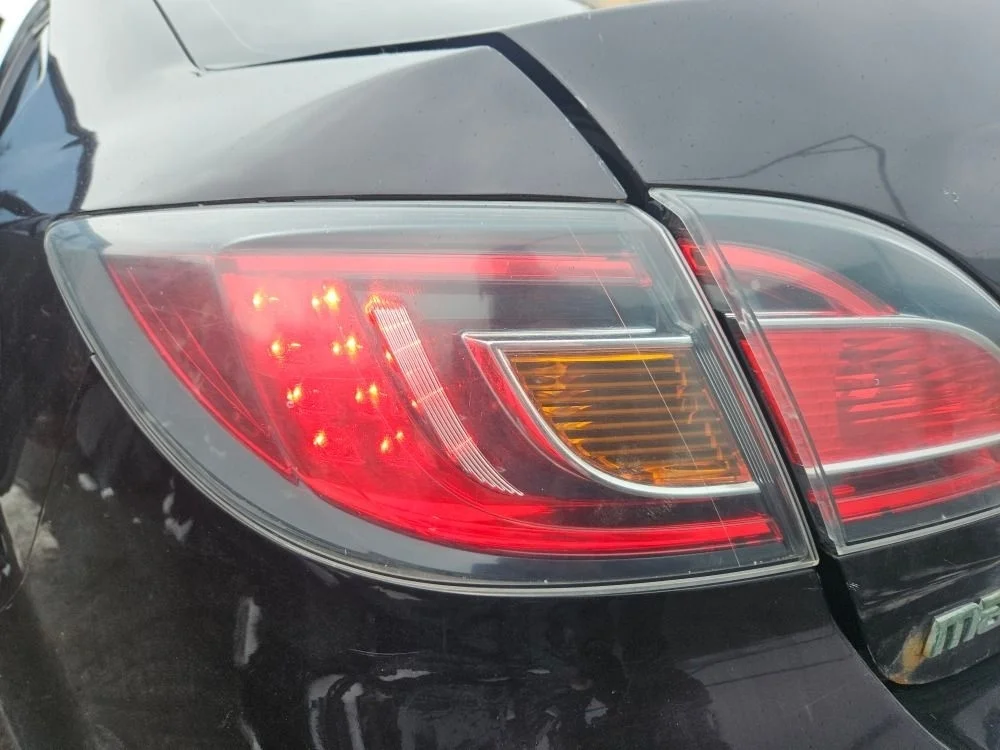 Фонарь задний наружный левый на Mazda 6 GH