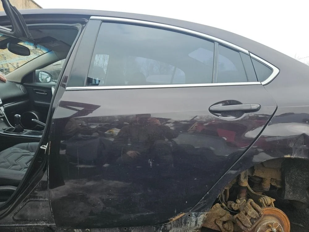 Дверь задняя левая на Mazda 6 GH