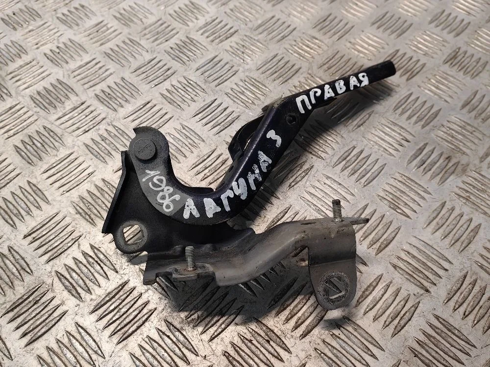 Петля капота правая Renault Laguna III