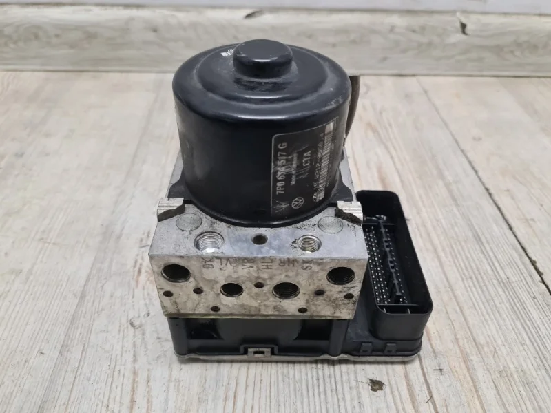 Блок abs (насос) Porsche Cayenne V8 2011 958 (92A)