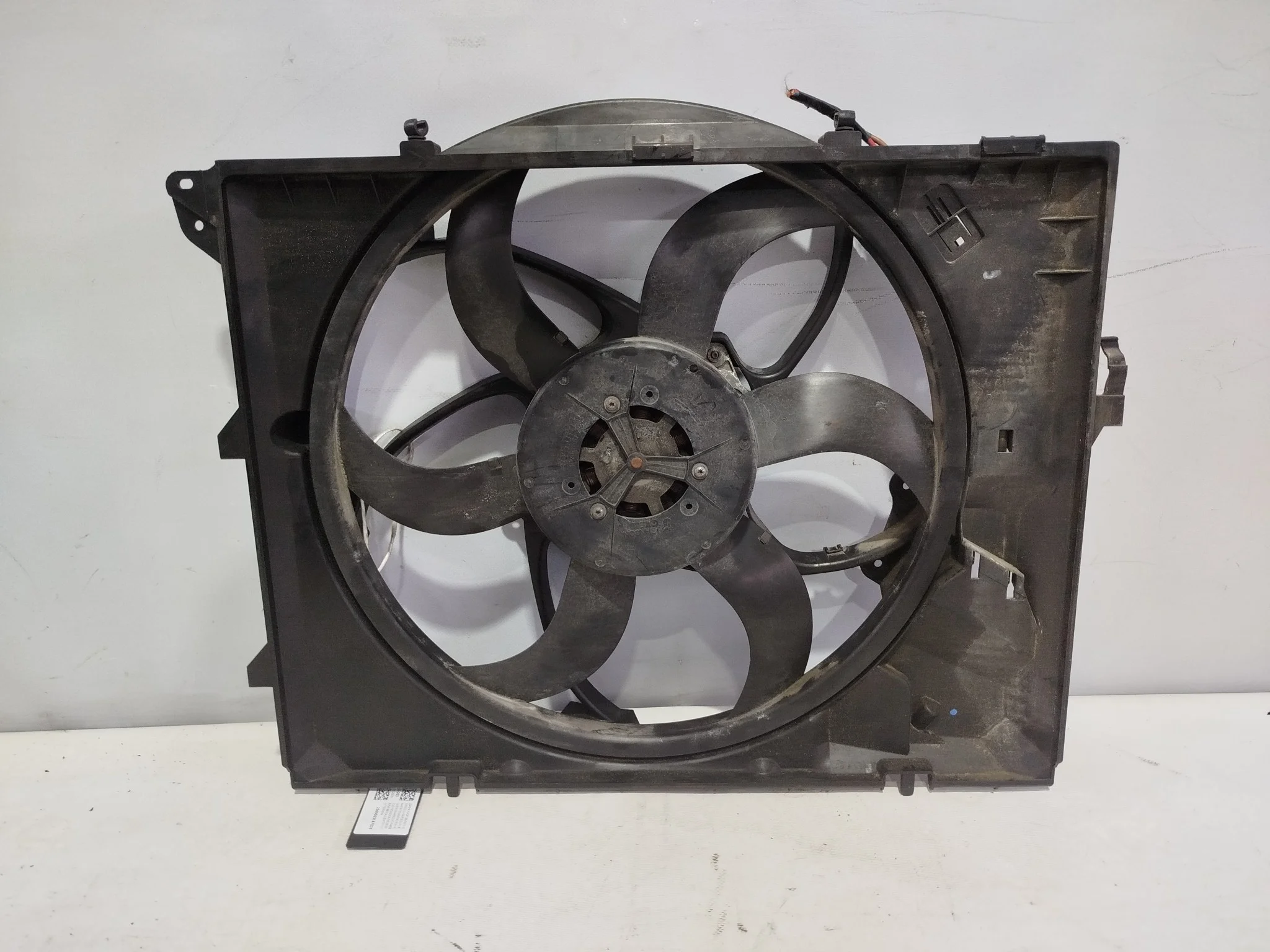 ДИФФУЗОР BMW 1-SERIES 3-SERIES X1 ... E84 E87 E88 E90 E91 E92 E93 ... N45B16A N46B20B N46B20C N46B20E N52B30A N52B30B N53B30A ЦЕНТР 17117590699