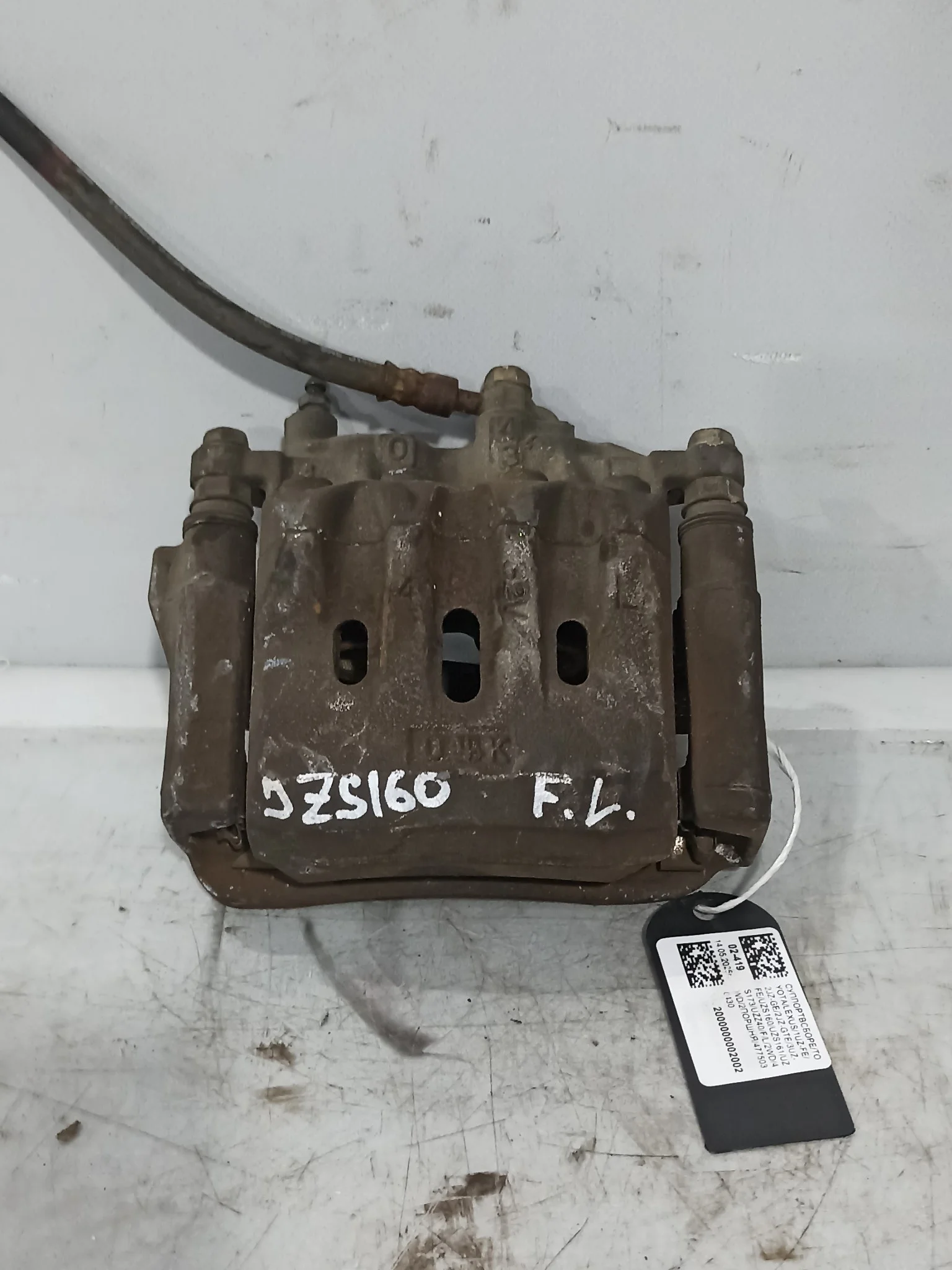 СУППОРТ В СБОРЕ TOYOTA LEXUS ПЕРЕД ЛЕВО 4775030430