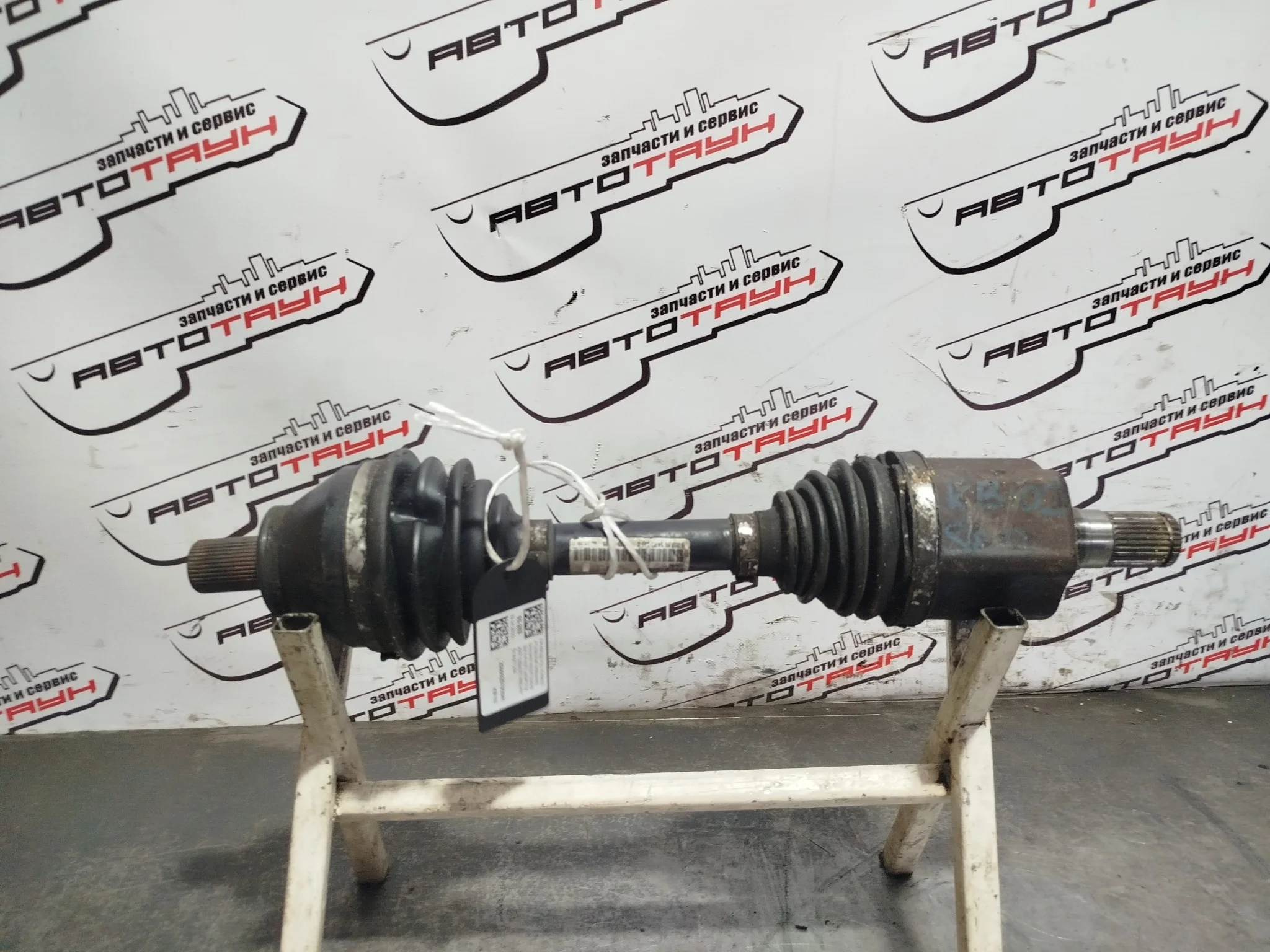 ПРИВОД VOLVO B6304T2 B6304T4 B8444S S60 S80 V60 V70 AS BW FS FW ПЕРЕДНИЙ ЛЕВЫЙ КОРОТКИЙ ПОД БОЛТ ABS 4WD 36011294 KB102