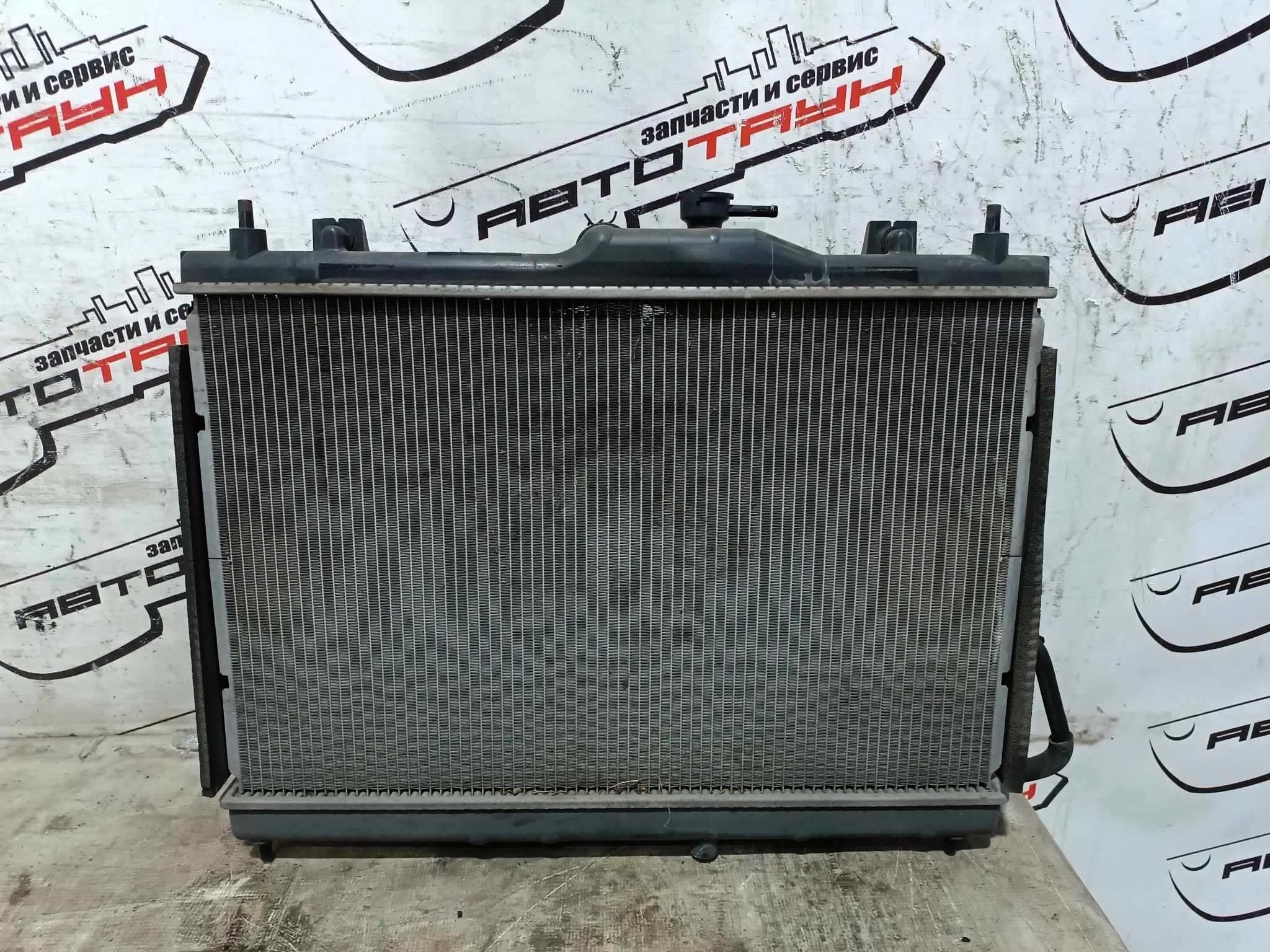 РАДИАТОР ДВИГАТЕЛЯ NISSAN MAZDA 21460ED100 NA7019Z