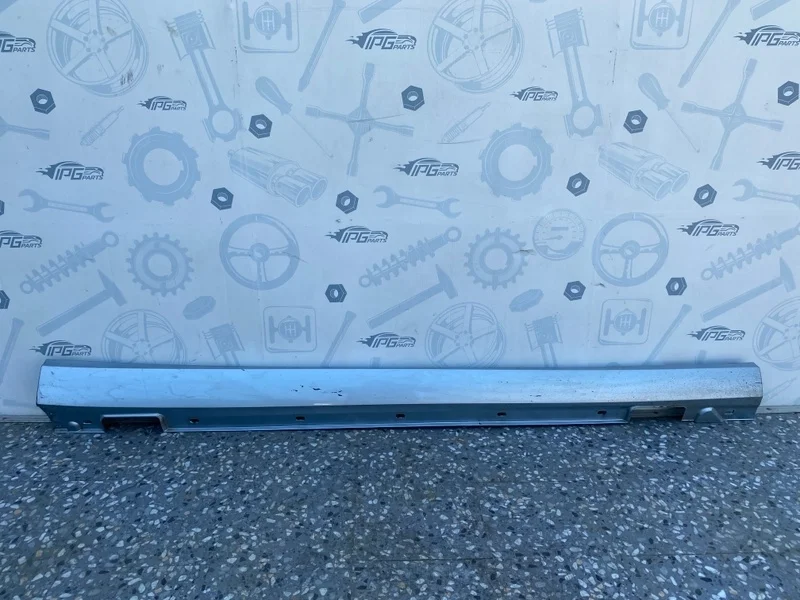 Накладка порога правая Mercedes-benz 2014 W212