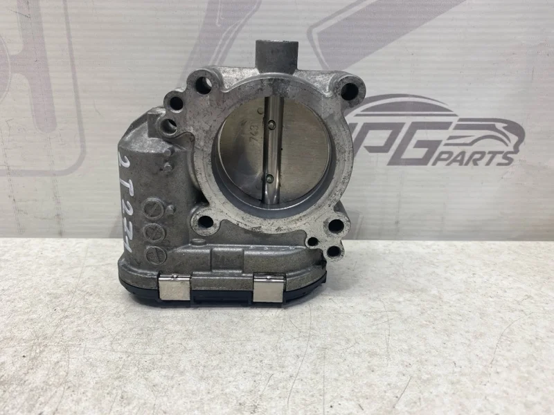 Дроссельная заслонка Mercedes-benz W204