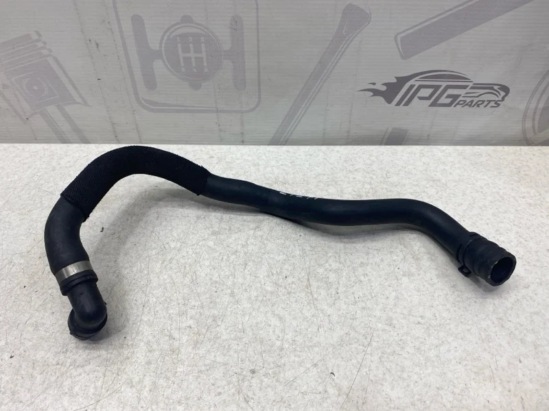 Патрубок ож Mercedes-benz W212