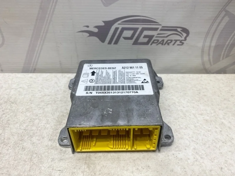 Блок srs Mercedes-benz 2014 W212