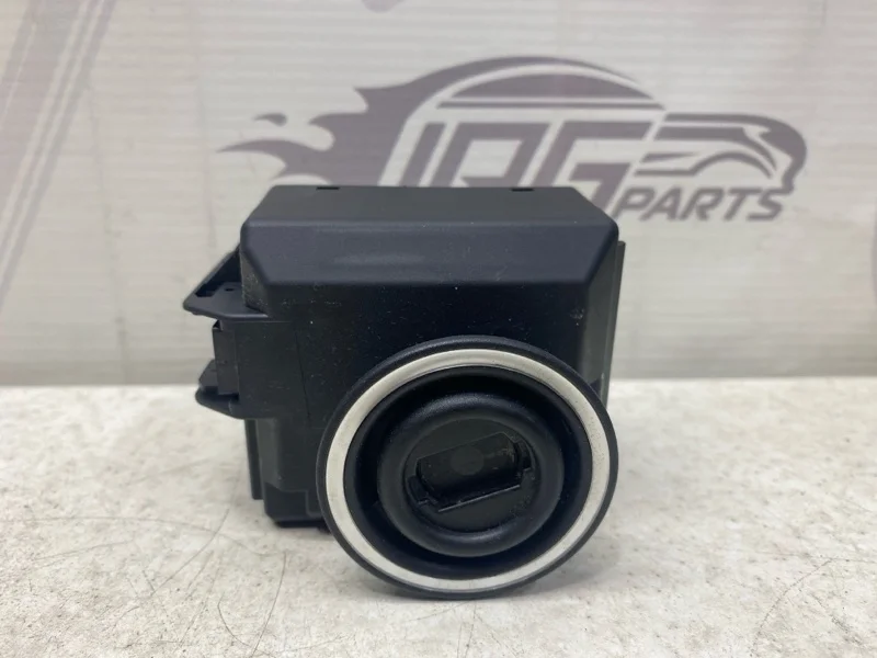 Замок зажигания Mercedes-benz 2013 W212