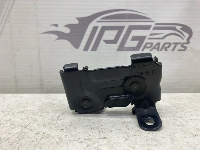 Замок капота Mercedes-benz 2013 W212