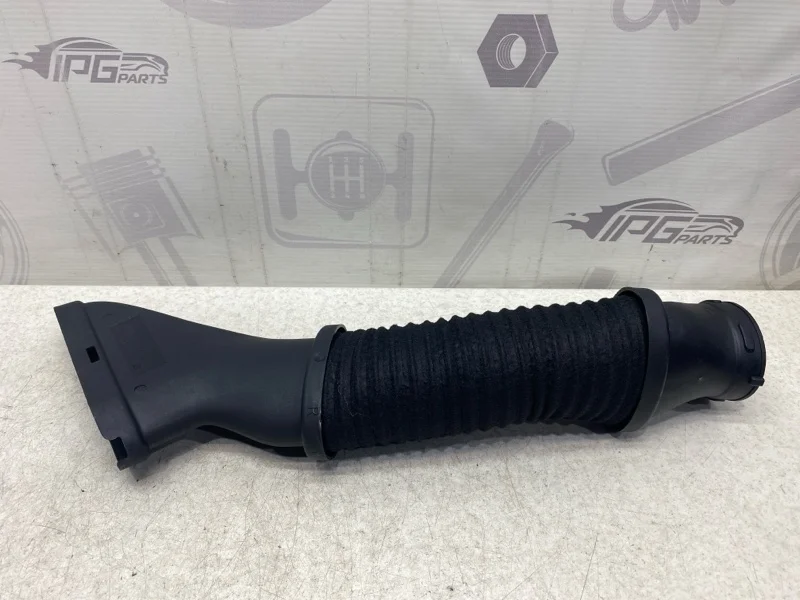 Патрубок воздушного фильтра правый Mercedes-benz ML W166