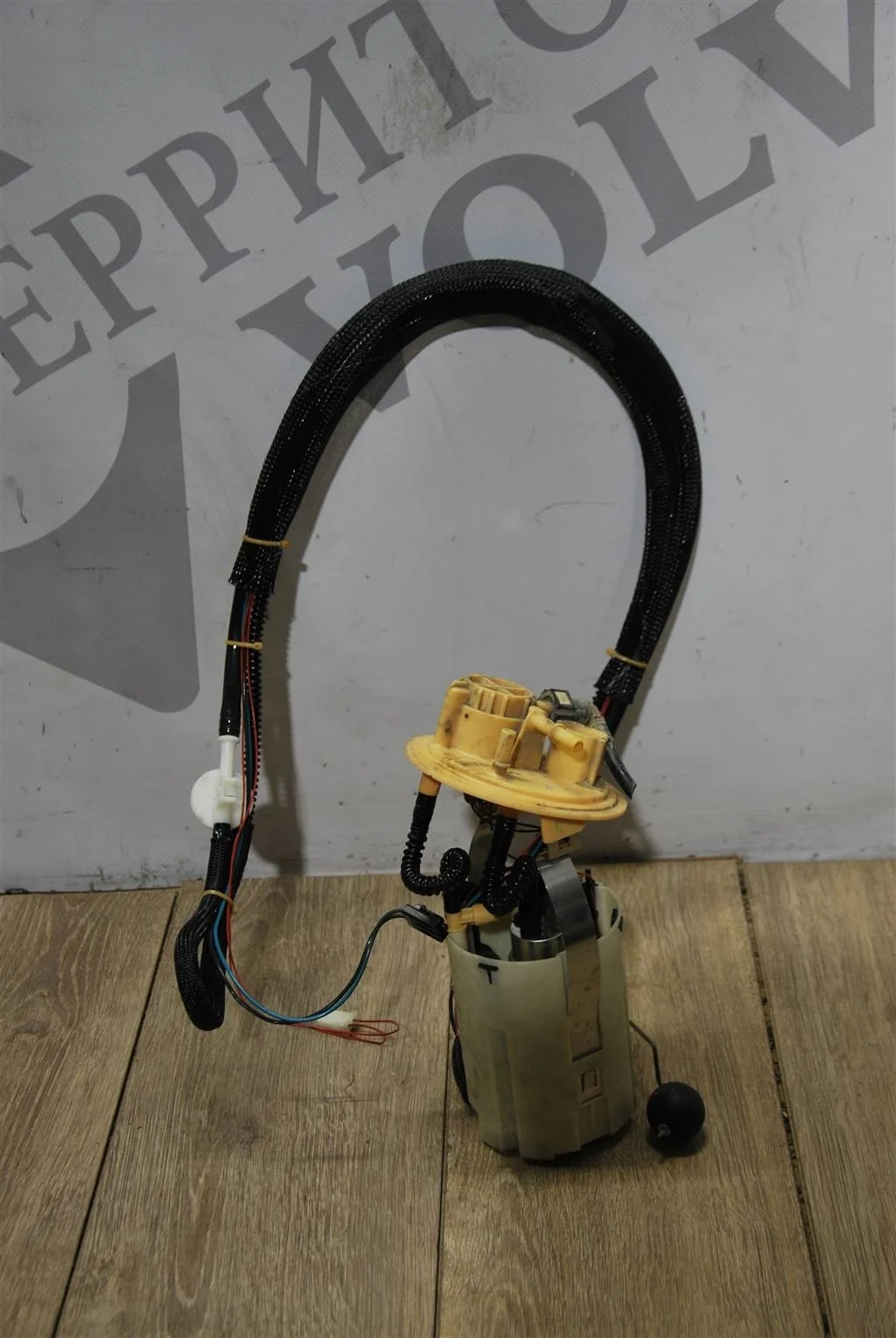 Топливный насос в бак