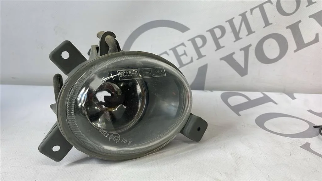 Фара противотуманная левая