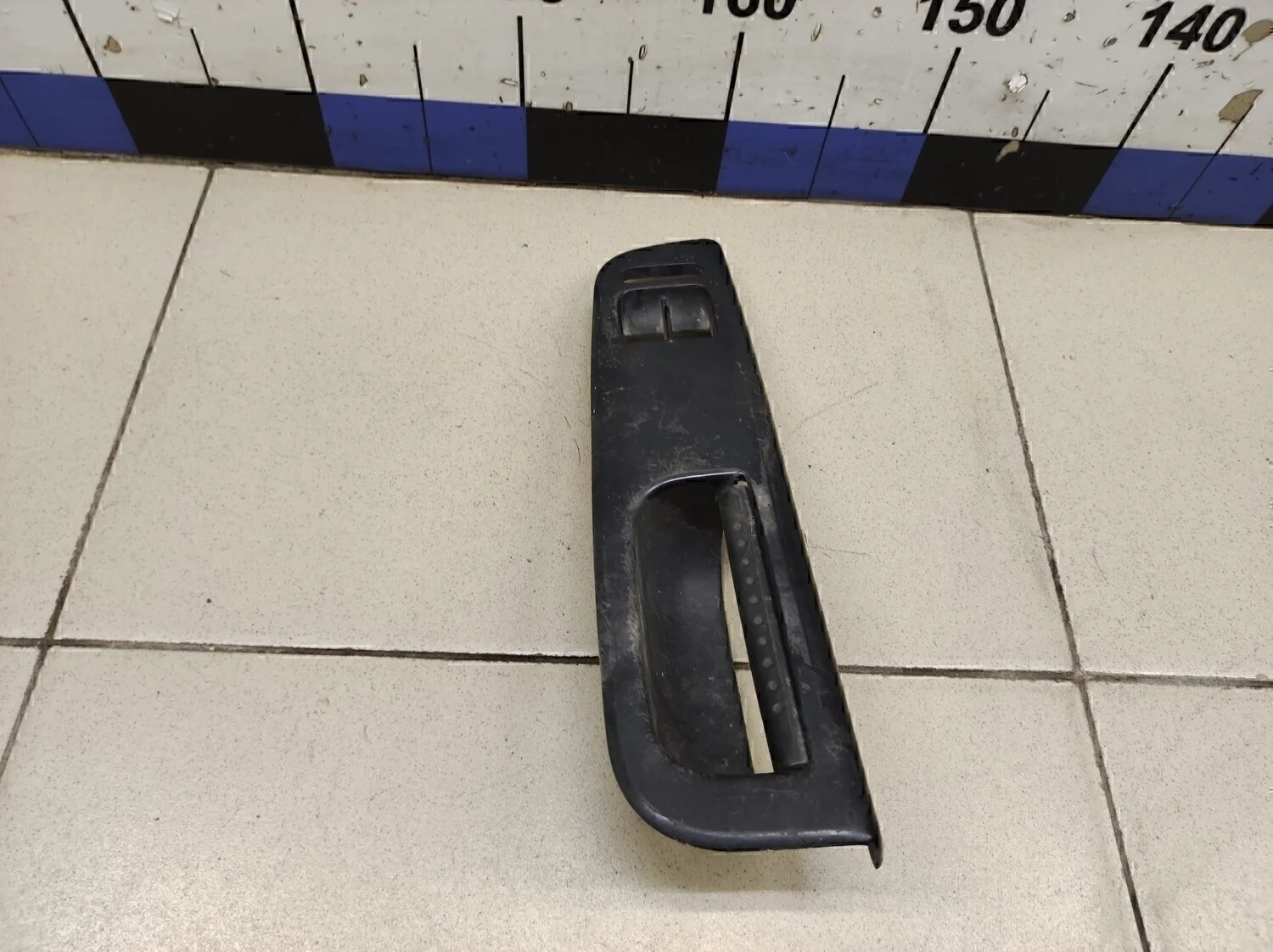 Накладка блока управления стеклоподъемниками Octavia (A4 1U-) 2000-2011