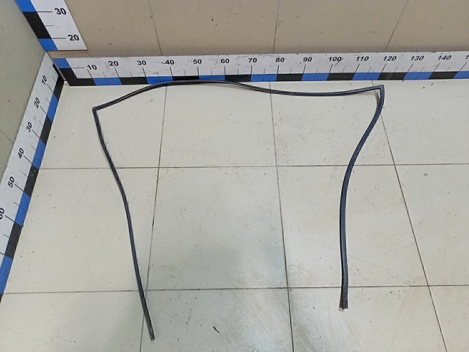 Молдинг лобового стекла RIO 2005-2011